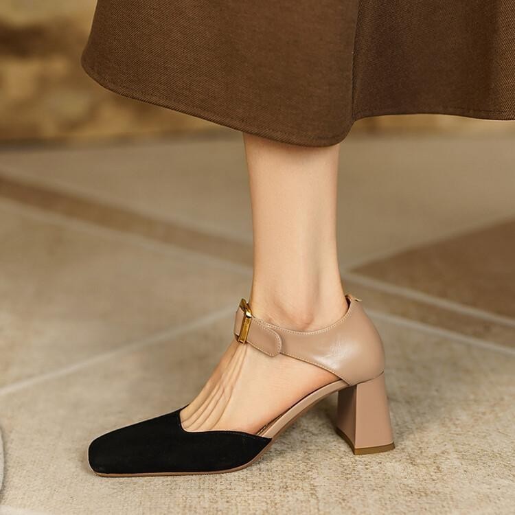 Chunky Heel Gold Buckle Closed Toe Sandals Internet Celebrity Square