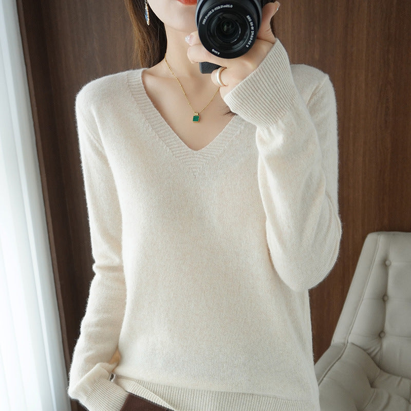 Autumn and winter V-neck sweater women Douyin hot-selling wool pullover sweater spring and autumn solid color bottoming sweater