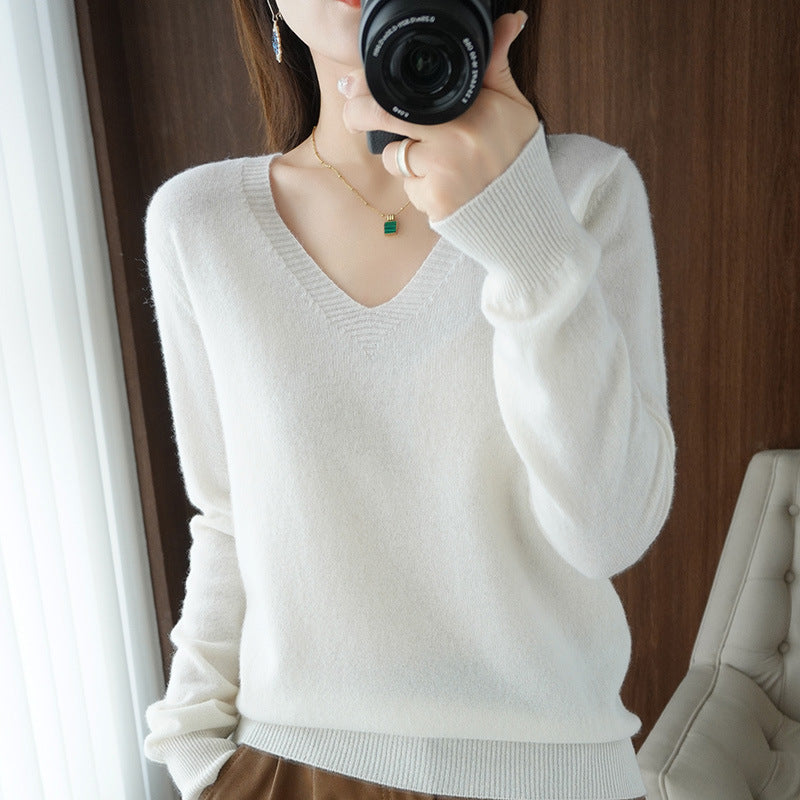 Autumn and winter V-neck sweater women Douyin hot-selling wool pullover sweater spring and autumn solid color bottoming sweater